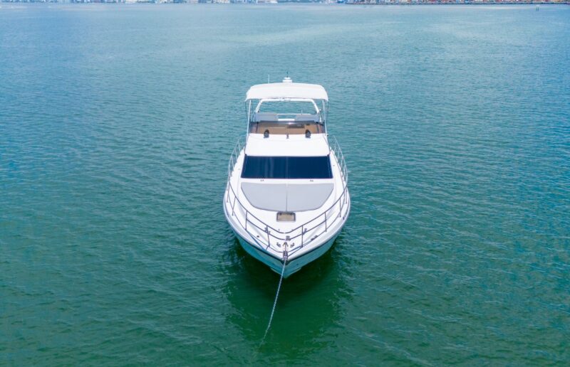 50ft Azimut available in Miami with 1 Jet Ski included for one hrs. - Image 41